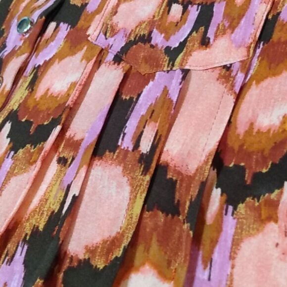 Ava & Grace Orange and Brown Sleeveless Top W/ Chest Pockets - Picture 11 of 13